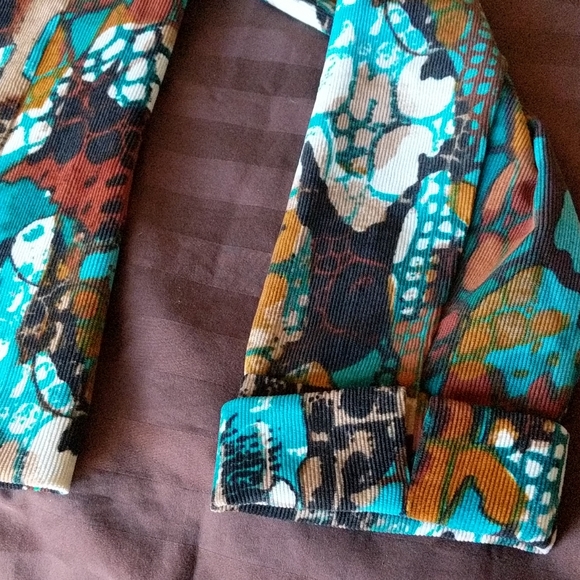 Multi patterned zip jacket - Picture 3 of 4